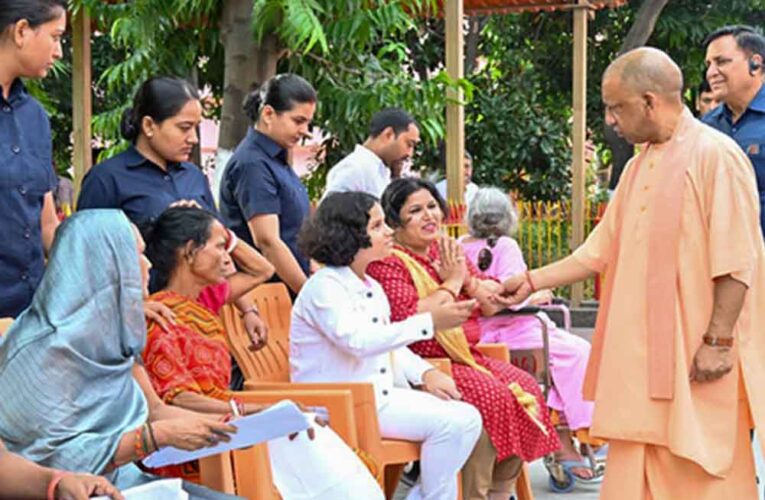 सीएम योगी का ‘बाल स्नेह मॉडल’ – एडमिशन से इलाज तक, जरूरतमंद बच्चों को तुरंत आर्थिक मदद