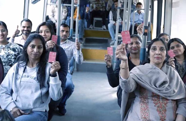 दिल्ली की महिलाओं को बड़ा तोहफा: डीटीसी बसों में फ्री सफर के लिए पिंक मोबिलिटी कार्ड की शुरुआत
