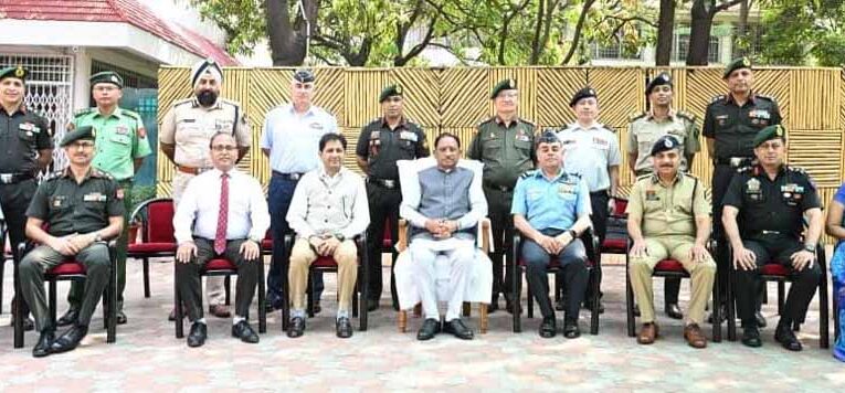 CM साय से NDC ट्रेनी अधिकारियों की मुलाकात, बोले – डबल इंजन सरकार ने खत्म किया नक्सलवाद