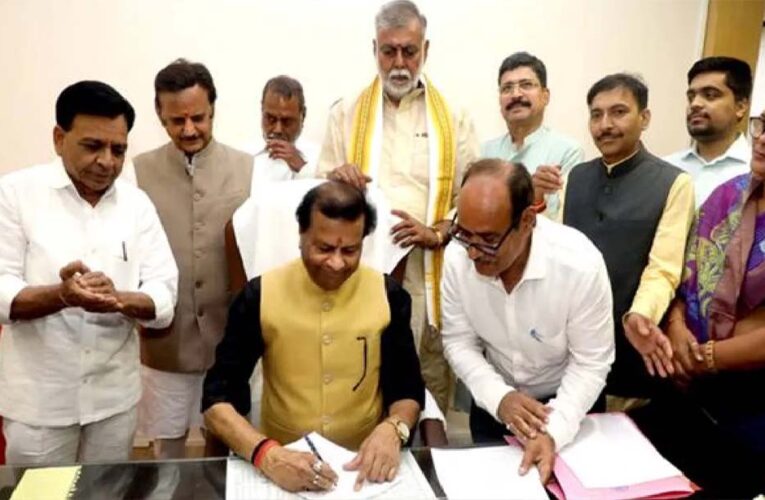 पवैया ने राज्य वित्त आयोग अध्यक्ष का कार्यभार संभाला, डिप्टी CM और मंत्रियों की मौजूदगी में हुआ समारोह