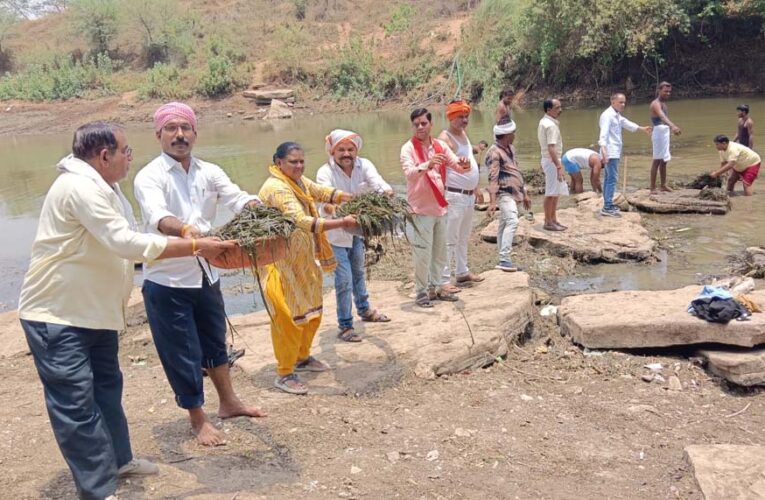 प्रधानमंत्री कृषि सिंचाई योजना के तहत स्टॉप डैम और चेक डैम की मरम्मत व नवीनीकरण होंगे
