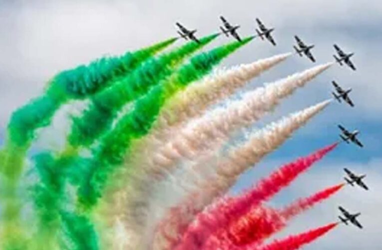चंडीगढ़ एयर शो में आसमान में तिरंगा, लोगों में उत्साह; सुखना लेक पर केवल प्री-बुकिंग वालों को मिलेगा प्रवेश