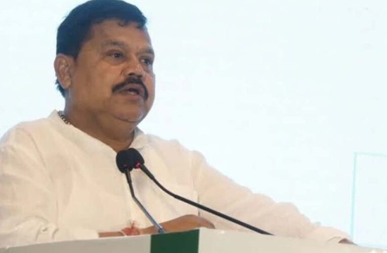 प्रदेश सरकार किसानों के हित में निरंतर कर रही कार्य : ऊर्जा मंत्री तोमर