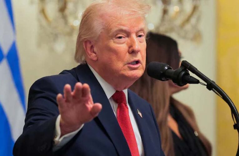 ट्रंप ने घोषित की नेशनल इमरजेंसी, अमेरिका के एयरपोर्ट पर मचा हड़कंप, जानें क्यों लिया ये फैसला