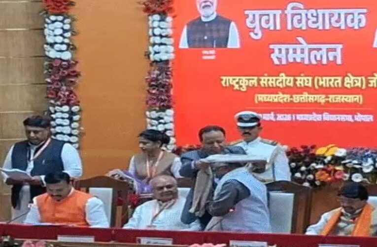 राज्यसभा उपसभापति बोले: ‘विकसित भारत का सपना देखने में 66 साल लगे, कई देशों में लॉकडाउन जैसे हालात, भारत आराम से चल रहा’