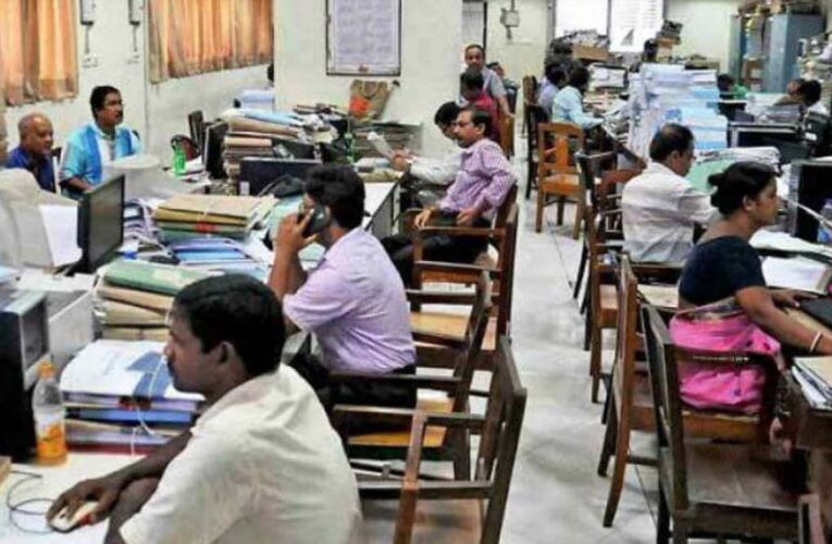 MP के 1 लाख कर्मचारियों को झटका, वेतन कटौती मामले में मोहन सरकार SC जाएगी; 400 करोड़ का बकाया भुगतान अटका