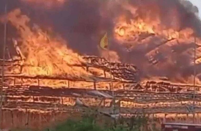 अयोध्या में बड़ा हादसा: परिवहन मंत्री के महायज्ञ में भीषण आग, यज्ञशाला जलकर खाक