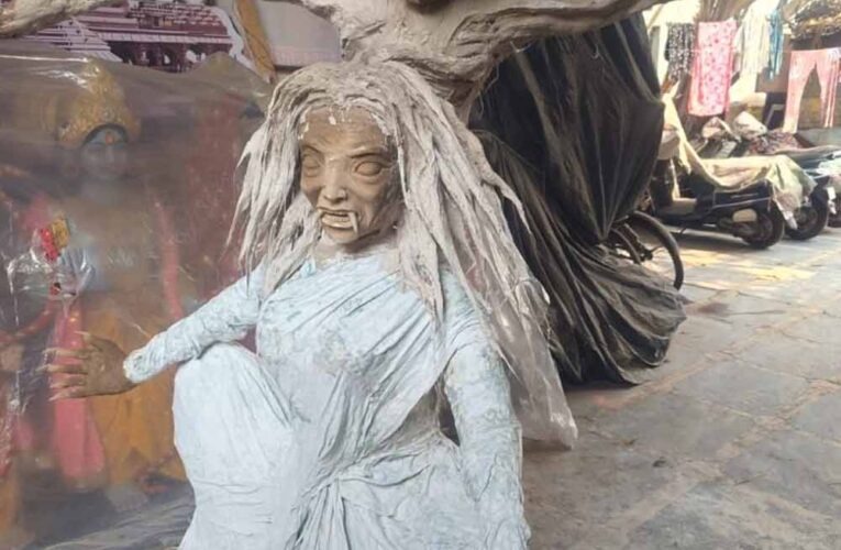 रायपुर में ‘मुंज्या’ थीम की होलिका बनी आकर्षण, चौक-चौराहों पर दिखेंगी अनोखी मूर्तियां