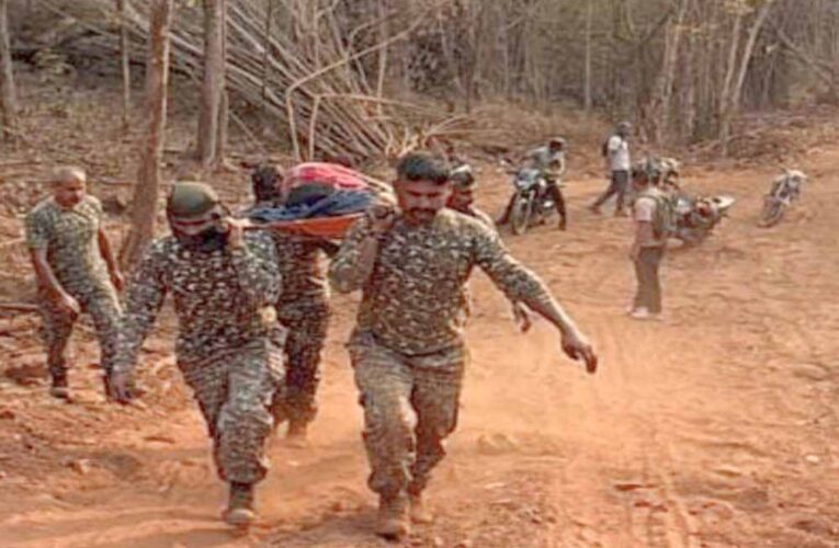 ITBP जवानों की दरियादिली: गर्भवती महिला को 5 किमी कंधों पर उठाकर बचाई जान