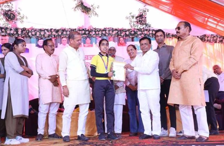 कृषि बजट में 90 हजार करोड़ का प्रावधान, किसानों के कल्याण के लिए समर्पित है सरकार : उप मुख्यमंत्री  देवड़ा