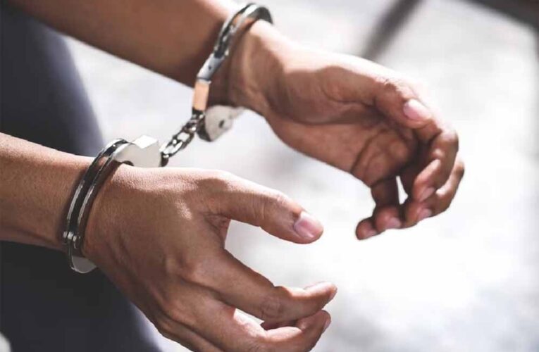 भोपाल में आधी रात बवाल: पुरानी रंजिश में घरों पर पथराव, गाड़ियां तोड़ीं