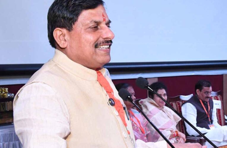 मुख्यमंत्री डॉ. यादव के नेतृत्व में एक-दूसरे से जुड़ेंगे गांव, सुगम होगी आवागमन की सुविधा