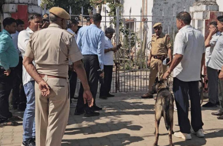 10 शहरों के पासपोर्ट-पोस्ट ऑफिस उड़ाने की धमकी, पुलिस ने खाली करवाए परिसर