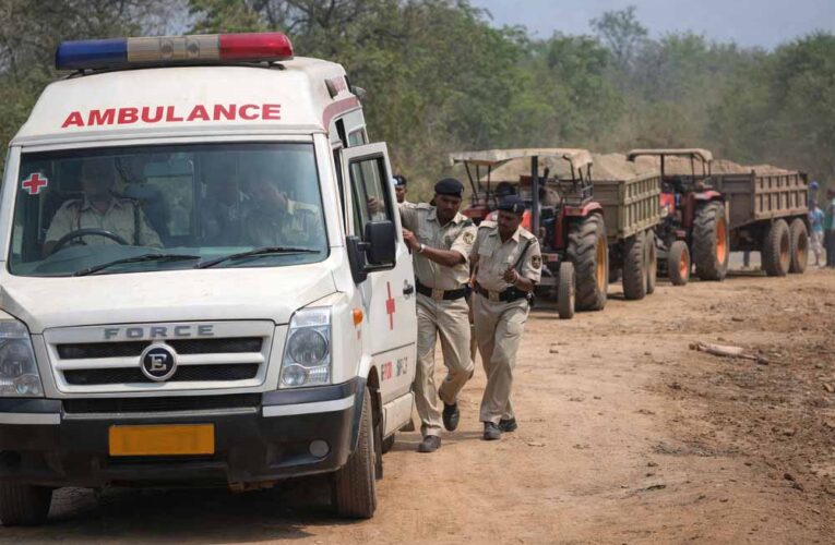 बालाघाट में पुलिस का अनोखा ऑपरेशन: एंबुलेंस में छिपकर पहुंची टीम, रेत माफिया के ट्रैक्टर जब्त