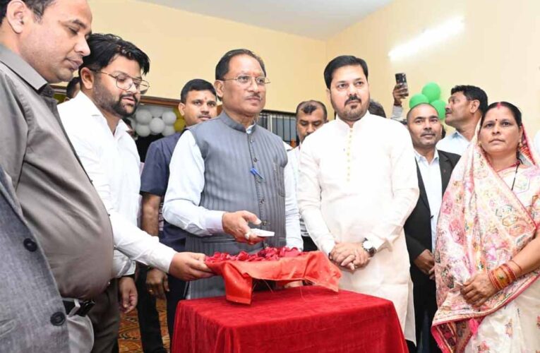 धरसींवा में आधुनिक तहसील कार्यालय का लोकार्पण: सुगम, पारदर्शी और नागरिक-केंद्रित प्रशासन की दिशा में बड़ा कदम – मुख्यमंत्री  विष्णु देव साय