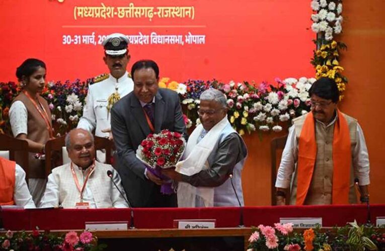 2047 के विकसित भारत के लिए विधानसभा अध्यक्ष  नरेंद्र सिंह तोमर ने युवा विधायकों के दिलवाए 5 संकल्प