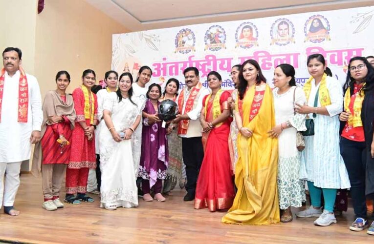 मैं भारत हूं” थीम पर भव्य बाइक-स्कूटी रैली, गोल्डन बुक ऑफ वर्ल्ड रिकॉर्ड में दर्ज