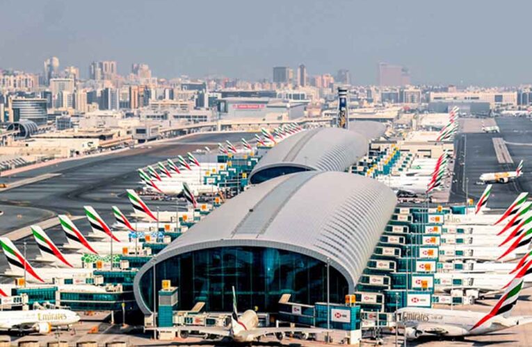 दुबई एयरपोर्ट पर आंशिक रूप से बहाल हुई हवाई उड़ानें, धीरे-धीरे सामान्य हो रही सेवाएं