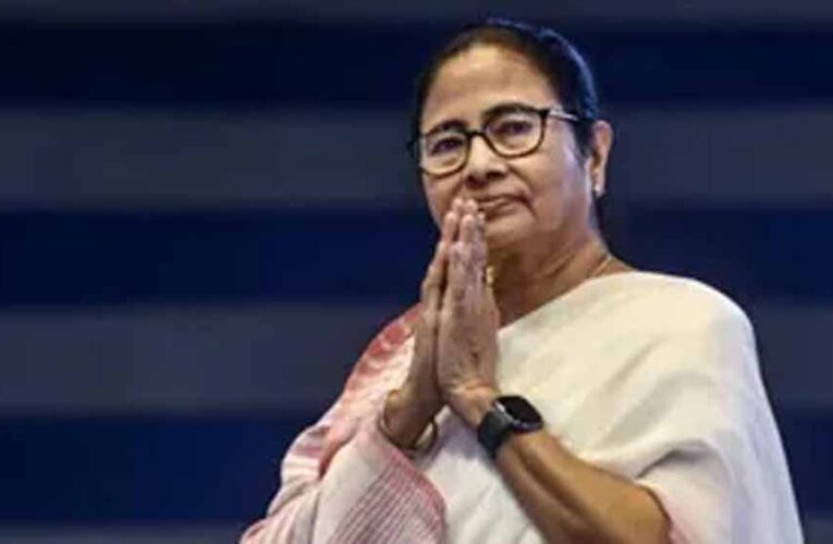 चुनाव से पहले ममता का बड़ा दांव: 10वीं पास बेरोजगारों को मिलेगा मासिक भत्ता