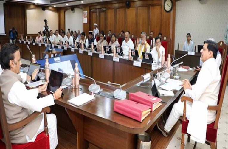 मंत्रि-परिषद ने 6,940 करोड़ रुपये के विभिन्न निर्माण और विकास कार्यों की दी मंजूरी