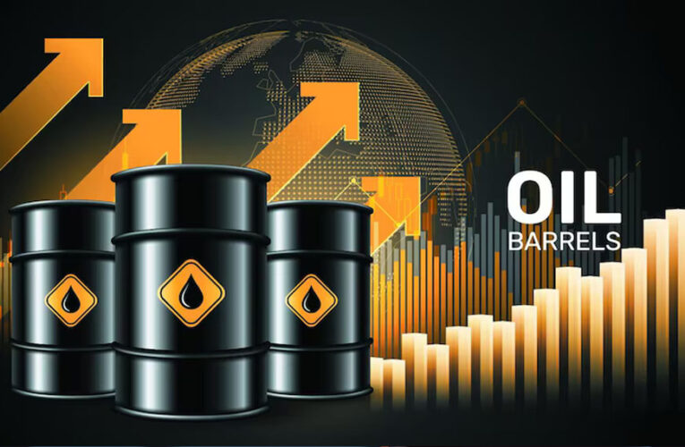तेल में आग और बाजार में भागमभाग: क्या भारतीय निवेशकों को घबराना चाहिए? हिस्ट्री क्या कहती है?