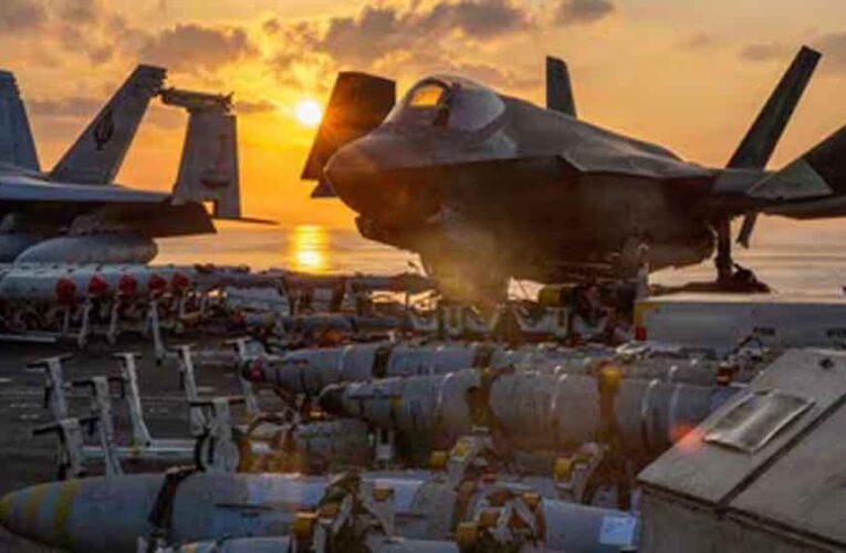 100 दिन की जंग की तैयारी? ईरान के खिलाफ लंबी लड़ाई में उलझा अमेरिका, अतिरिक्त खुफिया अफसरों की मांग