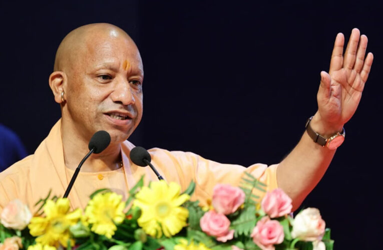 यूपी में पेट्रोल-डीजल को लेकर अफवाहें बेबुनियाद, सरकार बोली- सप्लाई पूरी, घबराने की जरूरत नहींयूपी में पेट्रोल-डीजल को लेकर अफवाहें बेबुनियाद, सरकार बोली- सप्लाई पूरी, घबराने की जरूरत नहीं