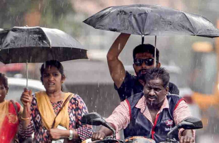 यूपी में मौसम का यू-टर्न, पश्चिमी उत्तर प्रदेश के 12 जिलों में अगले 3 घंटे में आंधी और बारिश का अलर्ट