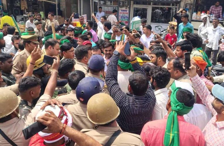 पूर्व मंत्री के बयान पर भड़के किसान, कई जिलों में बवाल और पुलिस से झड़प