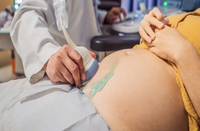 अस्पतालों में अनचाहे गर्भ को छुपाने आईं लड़कियों की भीड़, जानलेवा साबित हो रही हैं अबॉर्शन पिल