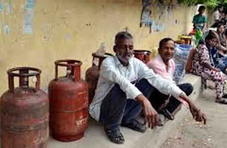 ईरान और इजरायल तनाव के बीच सिरोही में गैस संकट से राहत, शादी वाले परिवारों और प्रवासियों को अब आसानी से मिलेगा सिलिंडर