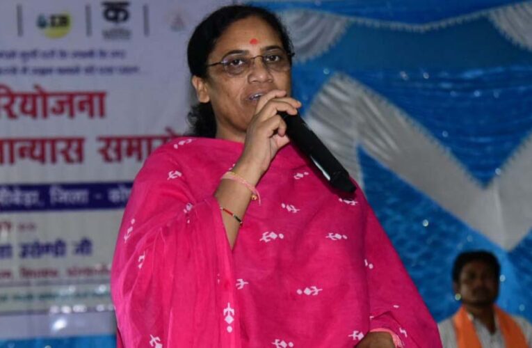 रायपुर : विधायक ने ग्राम मथनीबेड़ा में ‘अस्मिता परियोजना’ का शुभारंभ, महिलाओं को मिलेगा स्वरोजगार का सशक्त अवसर