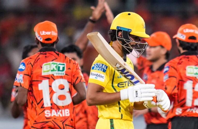 हैदराबाद ने सीएसके को 10 रनों से हराया, मलिंगा ने 3 विकेट झटके