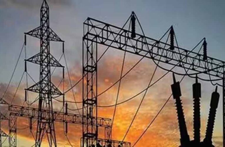 लखनऊ में बिजली कर्मचारियों का बड़ा ऐलान, गर्मियों में व्यवस्था प्रभावित होने की चेतावनी