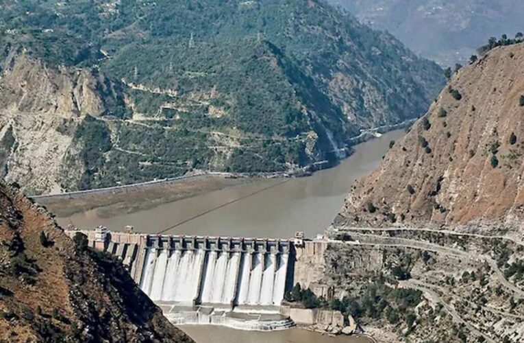 Pakistan Indus Water: गर्मी बढ़ने पर पाकिस्तान हुआ बेचैन, UNSC में सिंधु के पानी के लिए गिड़गिड़ाया