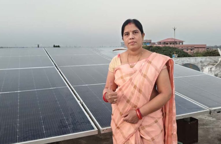 रायपुर : सोलर पैनल अपनाकर देवश्री साहू बनीं आत्मनिर्भर, बिजली बिल से मिली पूर्ण मुक्ति
