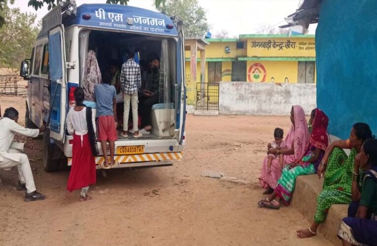 ​वनांचलों की ‘संजीवनी’ बनी मोबाइल मेडिकल यूनिट: साढ़े तीन माह में 2000 से अधिक ग्रामीणों का हुआ निःशुल्क उपचार