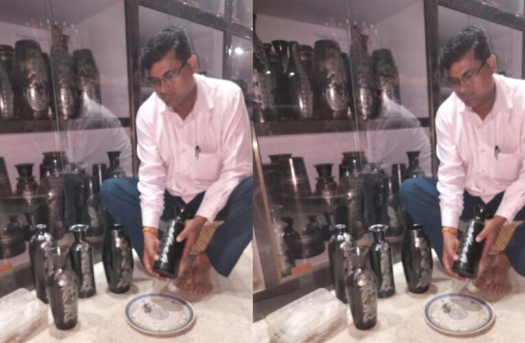 योगी सरकार में चमकी आज़मगढ़ की पहचान: निज़ामाबाद की ब्लैक पॉटरी को मिला वैश्विक सम्मान