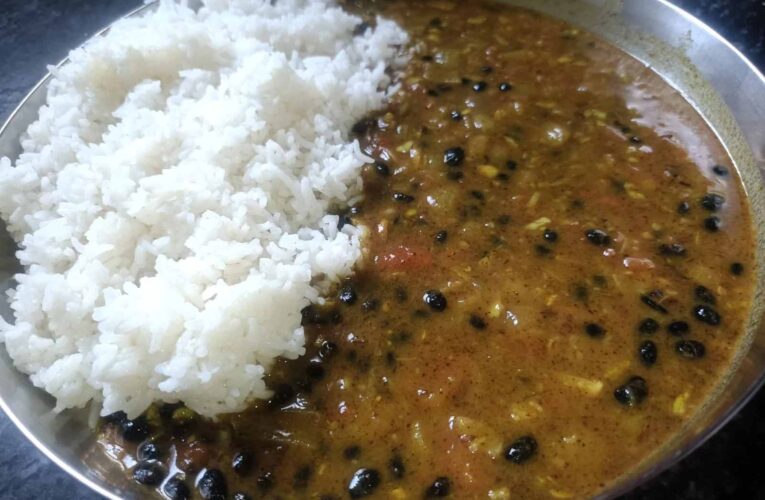 उत्तराखंड की पारंपरिक रेसिपी: भट्ट की चुड़कानी कैसे बनाएं और इसके फायदे क्या हैं