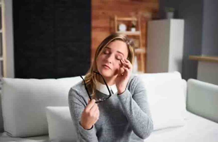 आंखों का फड़कना महज अंधविश्वास नहीं, शरीर में छिपी इन 5 कमियों का हो सकता है संकेत