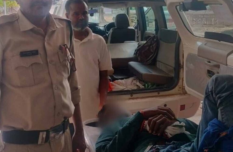 दमोह के डायल-112 हीरोज सड़क दुर्घटना में गंभीर रूप से घायल 03 व्यक्तियों को पहुँचाया अस्पताल