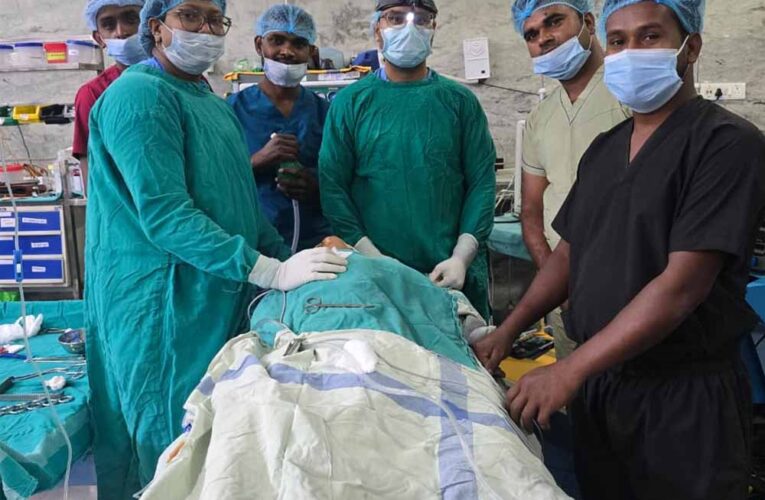 जिला चिकित्सालय में 07 वर्षीय गौरव का हुआ सफल टॉन्सिल ऑपरेशन