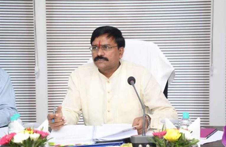 स्थानीय बोलियों के संरक्षण के लिए गठित करें “सृजन पीठ”: राज्य मंत्री लोधी