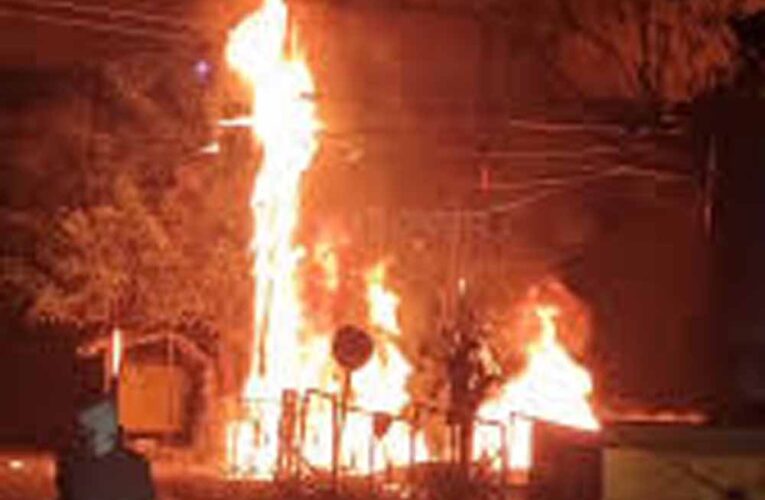 भोपाल के MP नगर में ट्रांसफार्मर ब्लास्ट: फॉर्च्यूनर कार चपेट में, इलाके में अफरा-तफरी