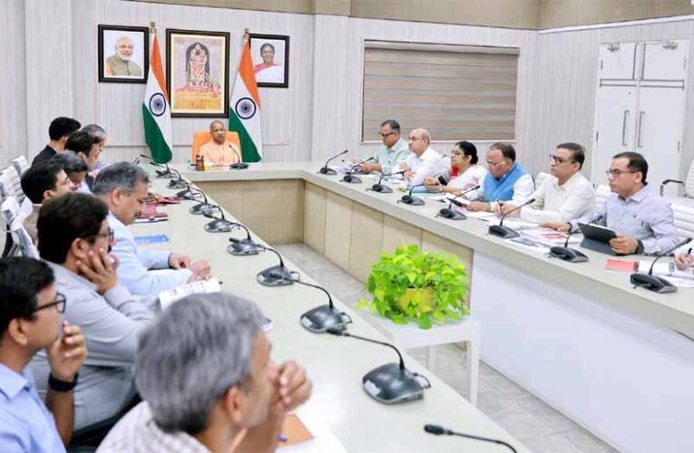 वन ट्रिलियन डॉलर लक्ष्य के लिए हर जनपद में होगी ‘मुख्यमंत्री फेलो’ की तैनाती: मुख्यमंत्री योगी आदित्यनाथ