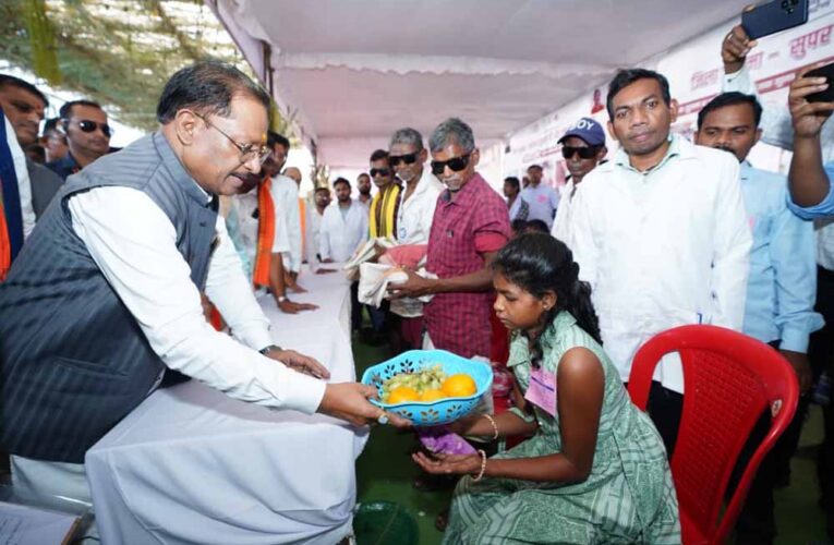 सुकमा की बेटी लावण्या को मिली नई मुस्कान, मुख्यमंत्री ने दिया आशीर्वाद