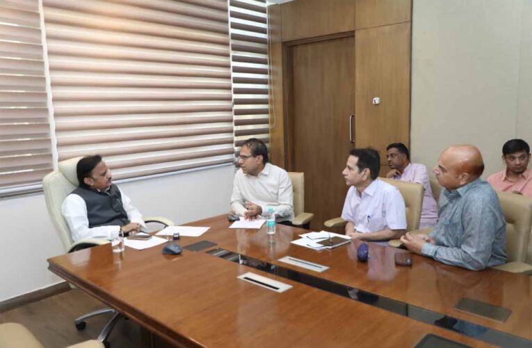 उप मुख्यमंत्री शुक्ल ने रीवा में सांदीपनि विद्यालयों के विकास कार्यों एवं प्रस्तावों की समीक्षा की