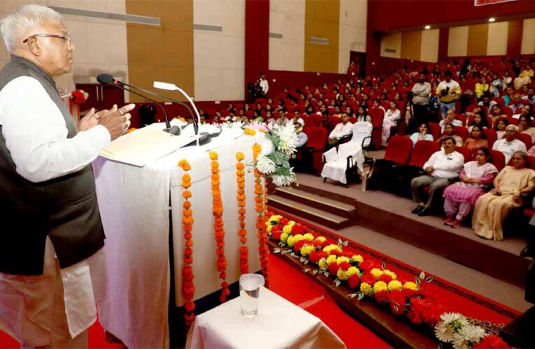 स्वस्थ जीवन का आधार है इन्द्रियों पर नियंत्रण: राज्यपाल पटेल