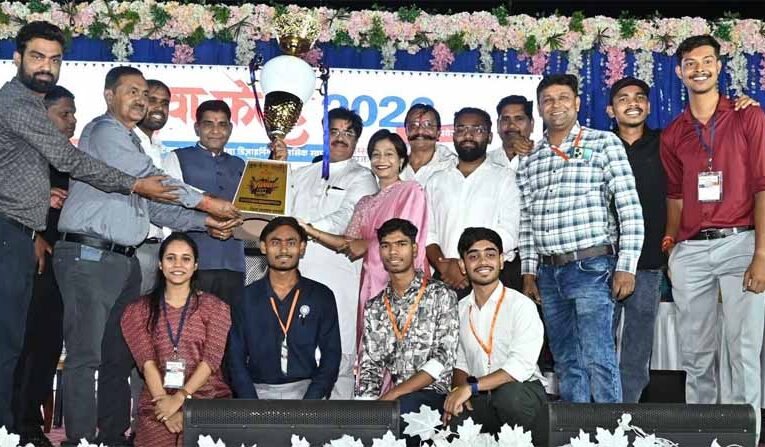 विकसित भारत के आधार स्तंभ हैं युवा : मंत्री टंकराम वर्मा