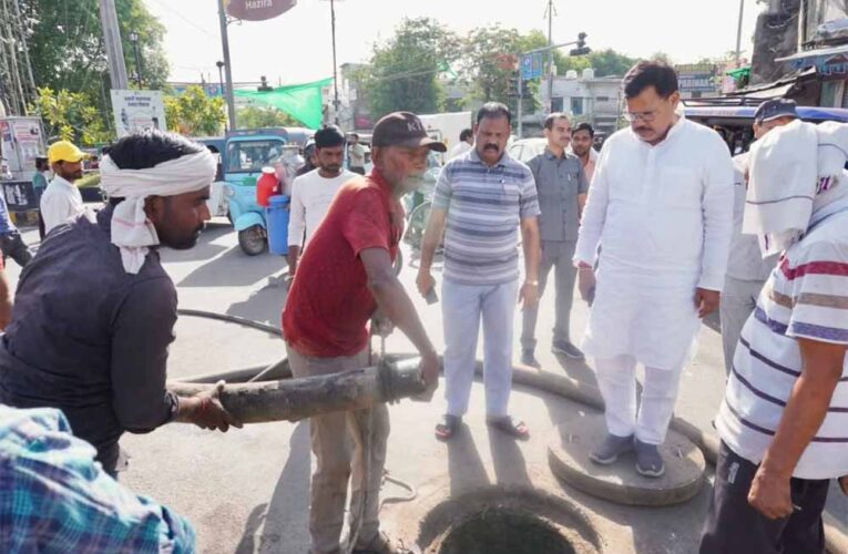 पानी की आपूर्ति और साफ-सफाई व्यवस्था में कोताही बर्दाश्त नहीं करेंगे: ऊर्जा मंत्री तोमर